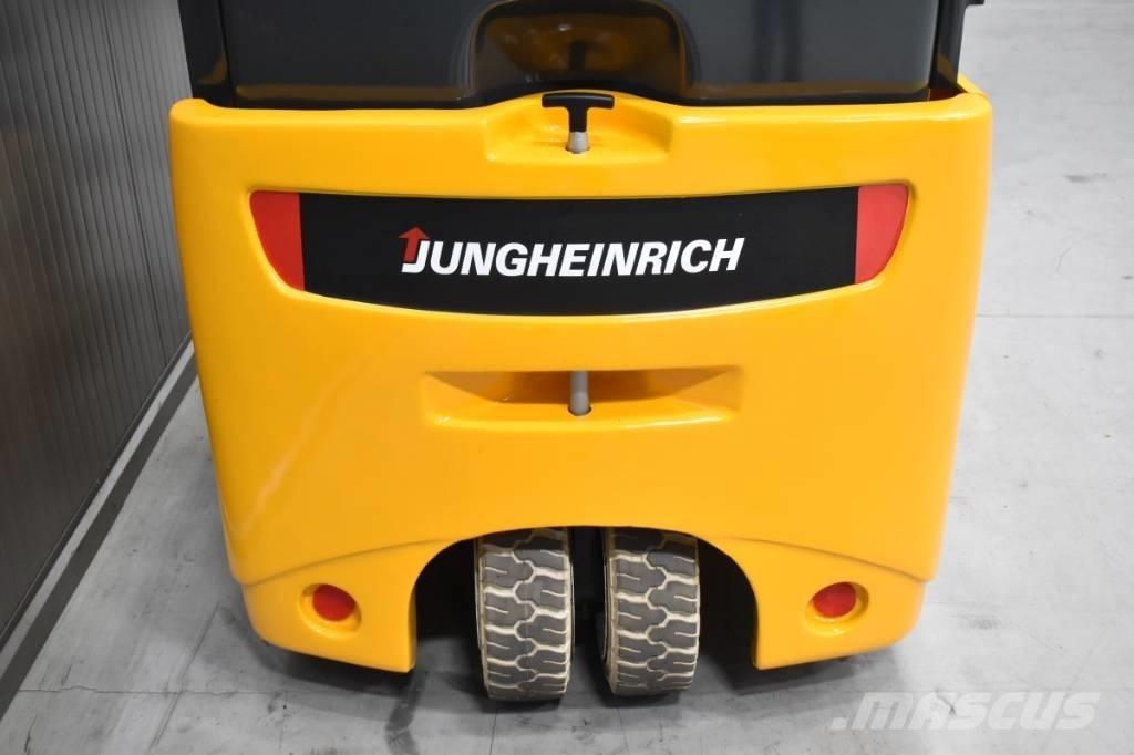 Jungheinrich EFG 215 Chariots élévateurs électriques