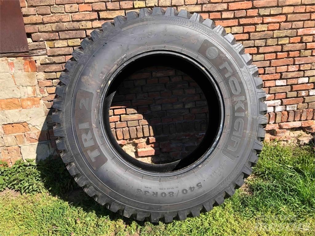 Nokian TRI 2 Pneus, roues et jantes