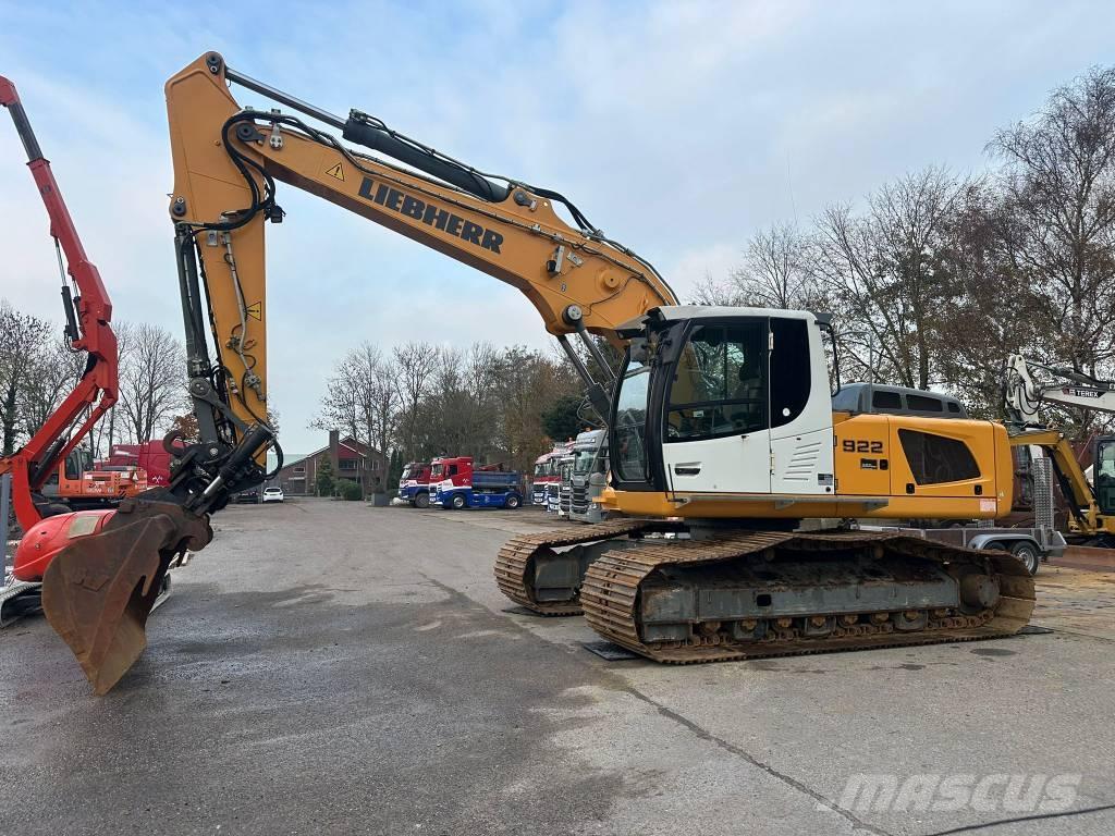 Liebherr R 922 L Pelle sur chenilles