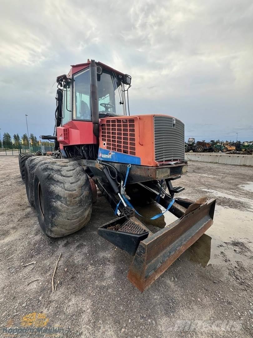 Valmet 890.2 Porteur