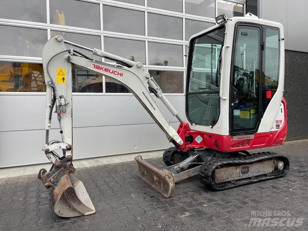 Takeuchi TB216 Mini pelle < 7t