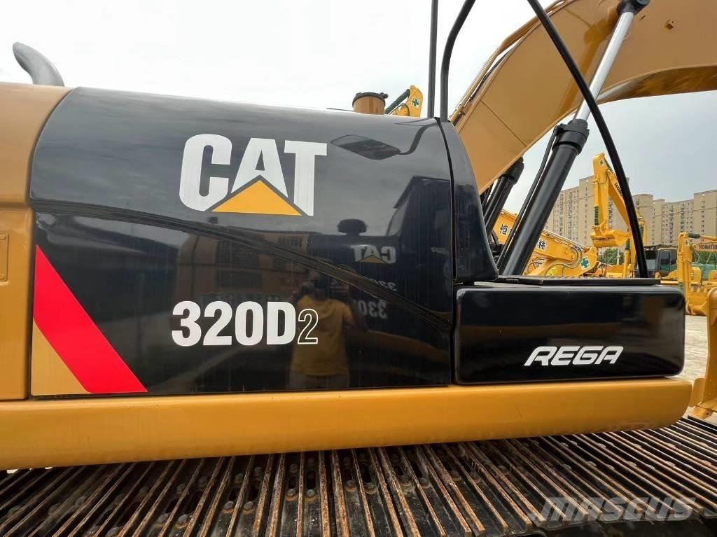 CAT 320 Pelle sur chenilles