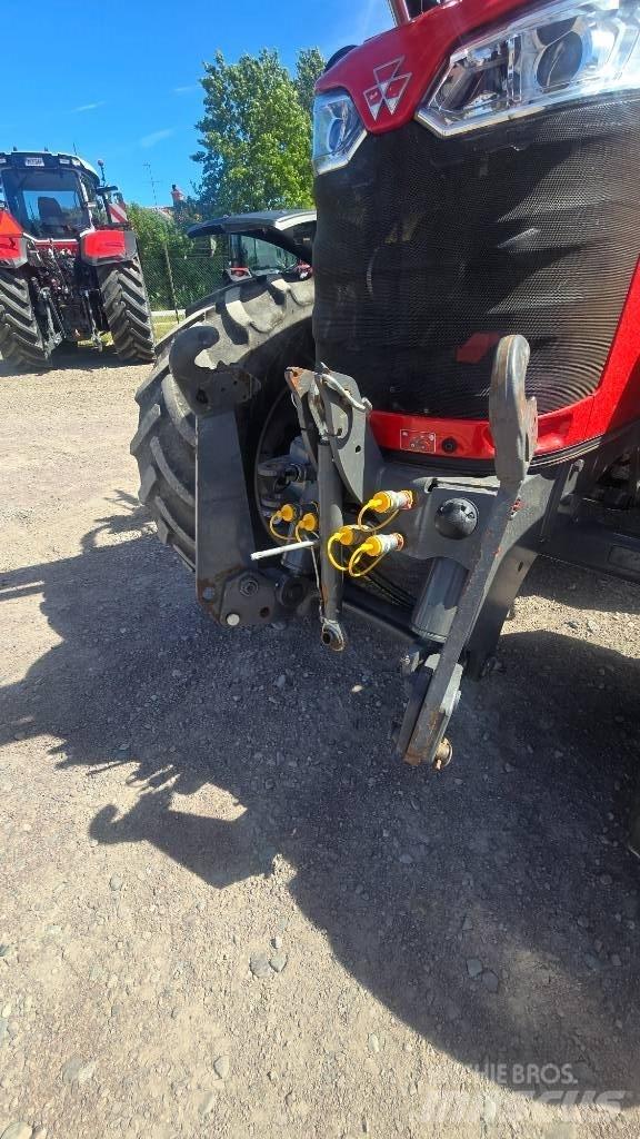 Massey Ferguson 5710 Tracteur