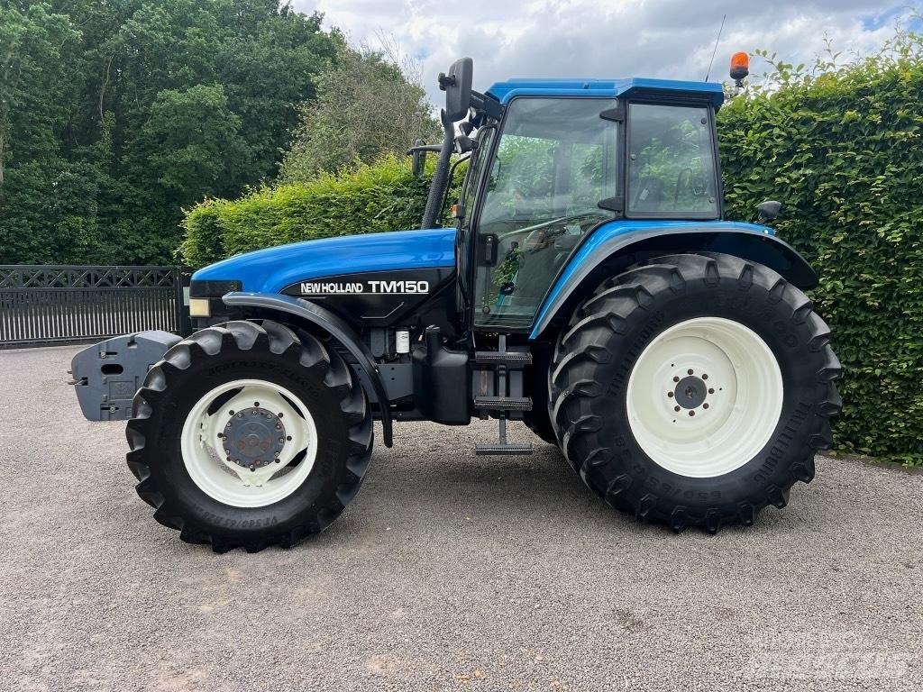 New Holland TM 150 Tracteur