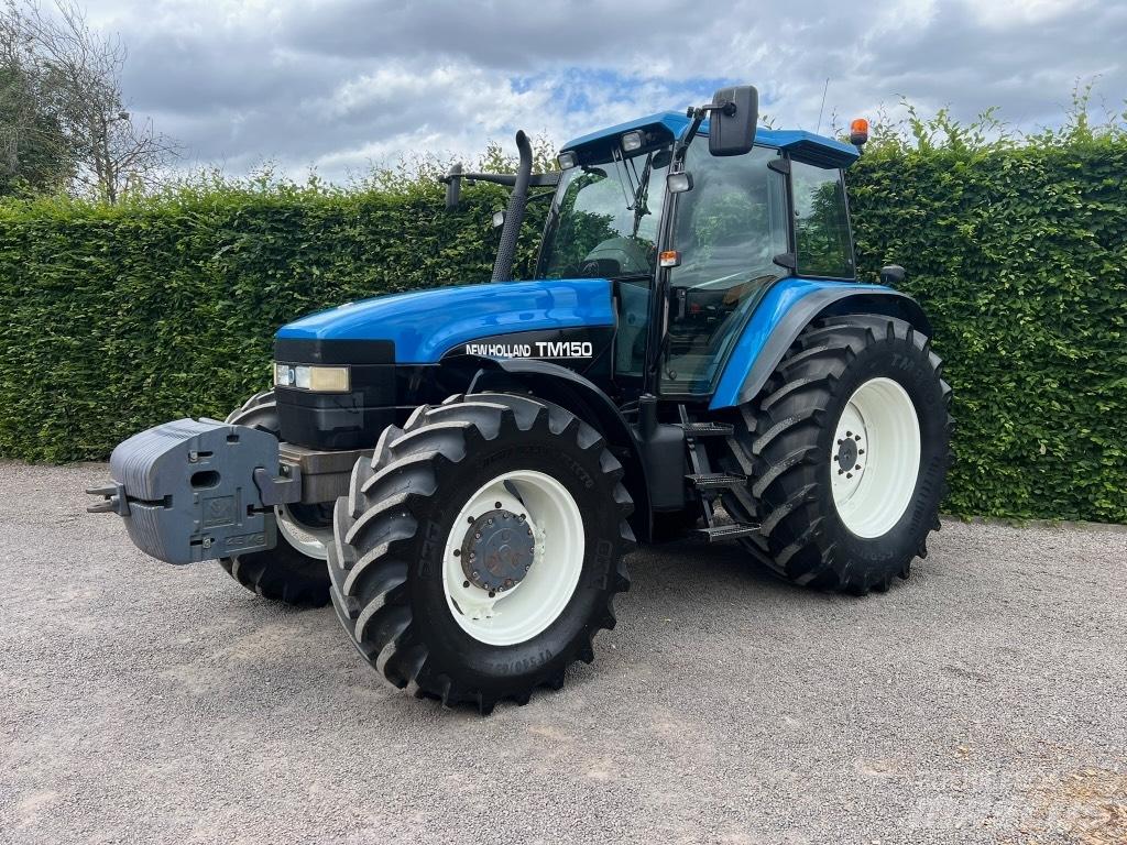 New Holland TM 150 Tracteur