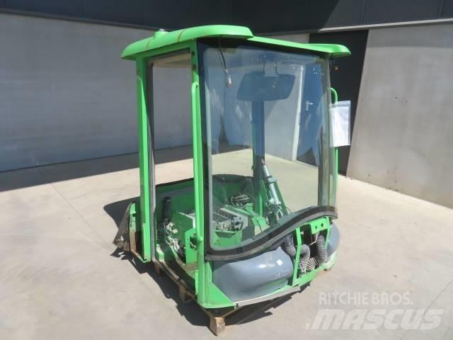 Volvo L30B / L35B Cabine