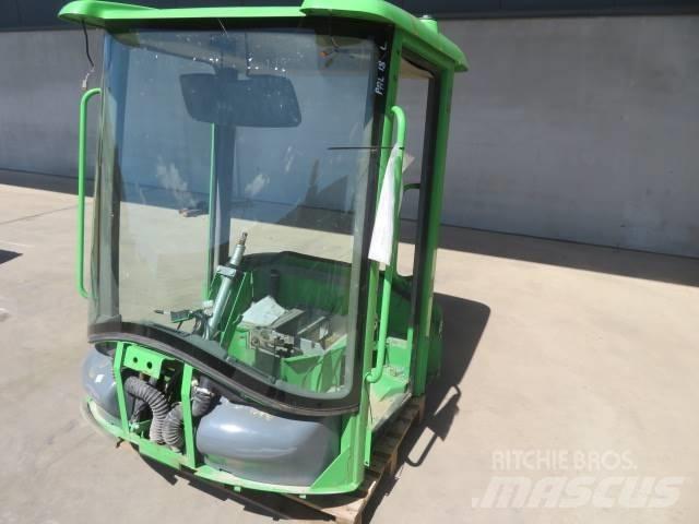 Volvo L30B / L35B Cabine