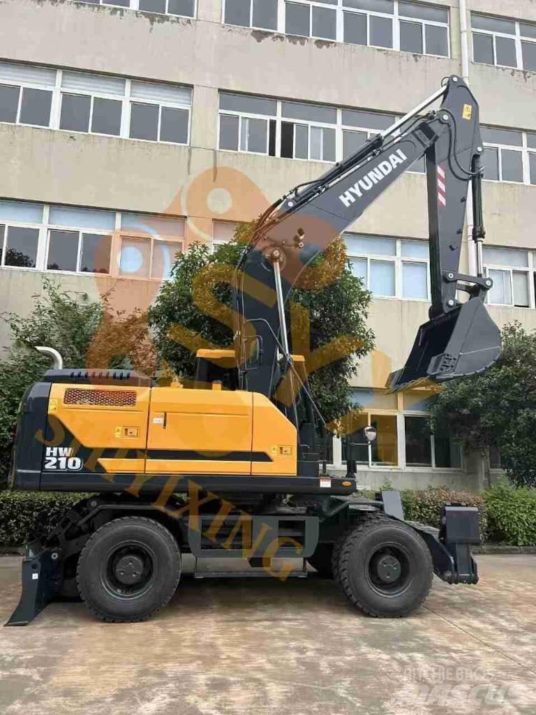 Hyundai HW210 Pelle sur pneus