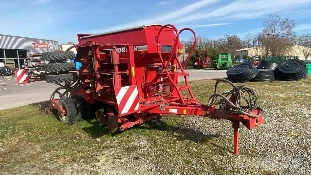 Horsch PRONTO 4 DC Semoir combiné