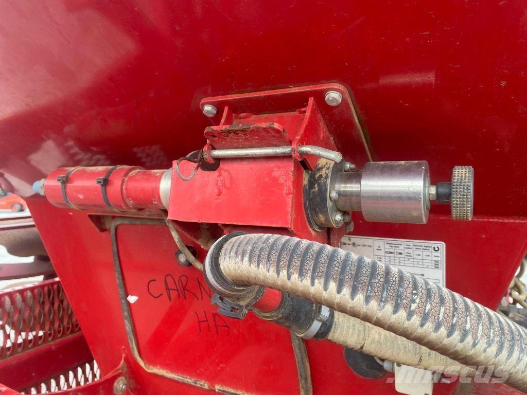 Horsch PRONTO 4 DC Semoir combiné