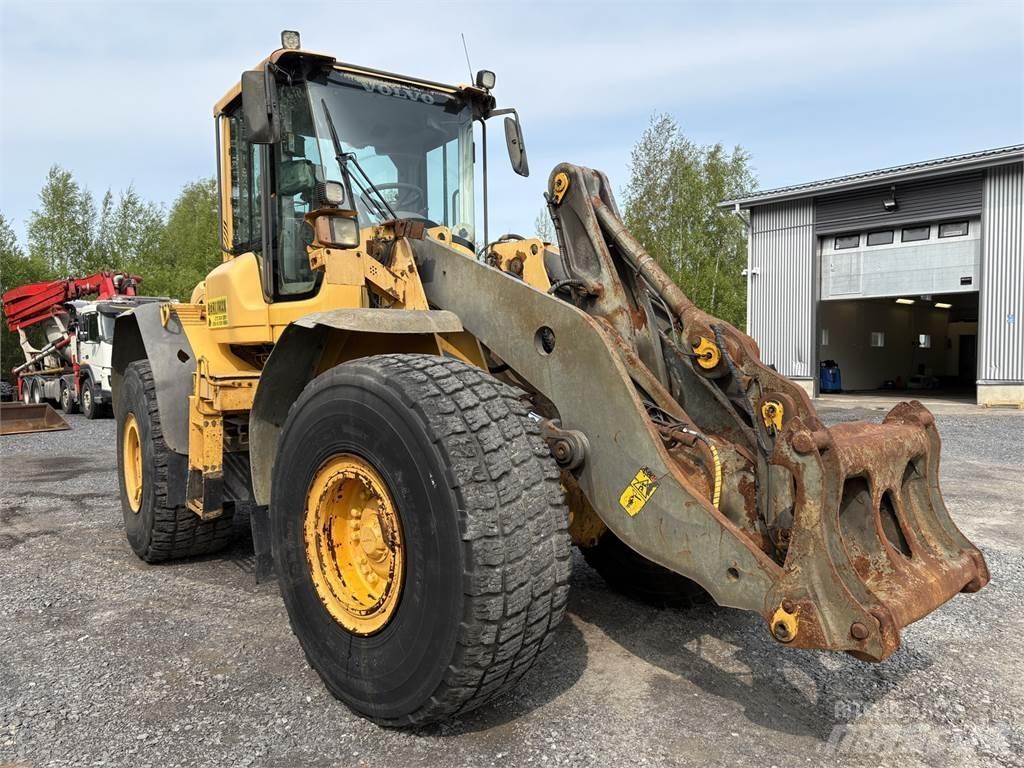 Volvo L120F Chargeuse sur pneus
