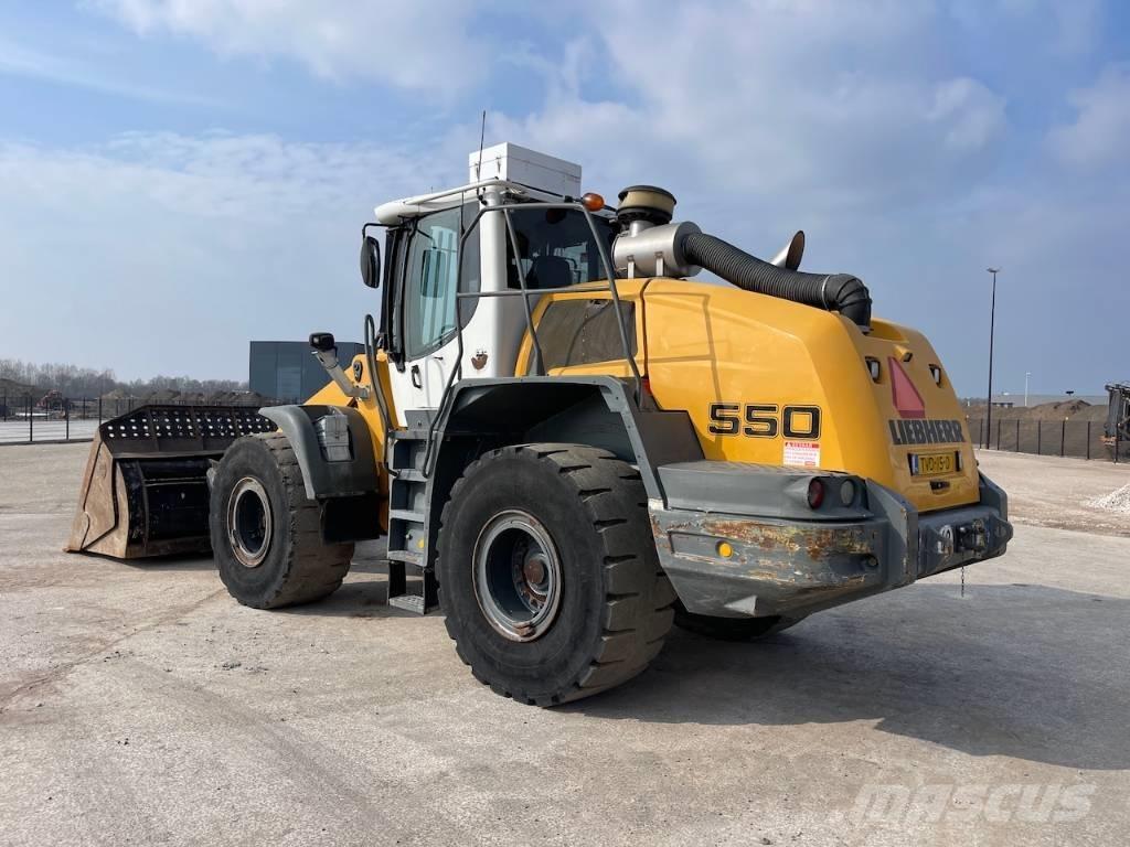 Liebherr 550 CDC + BSS Chargeuse sur pneus