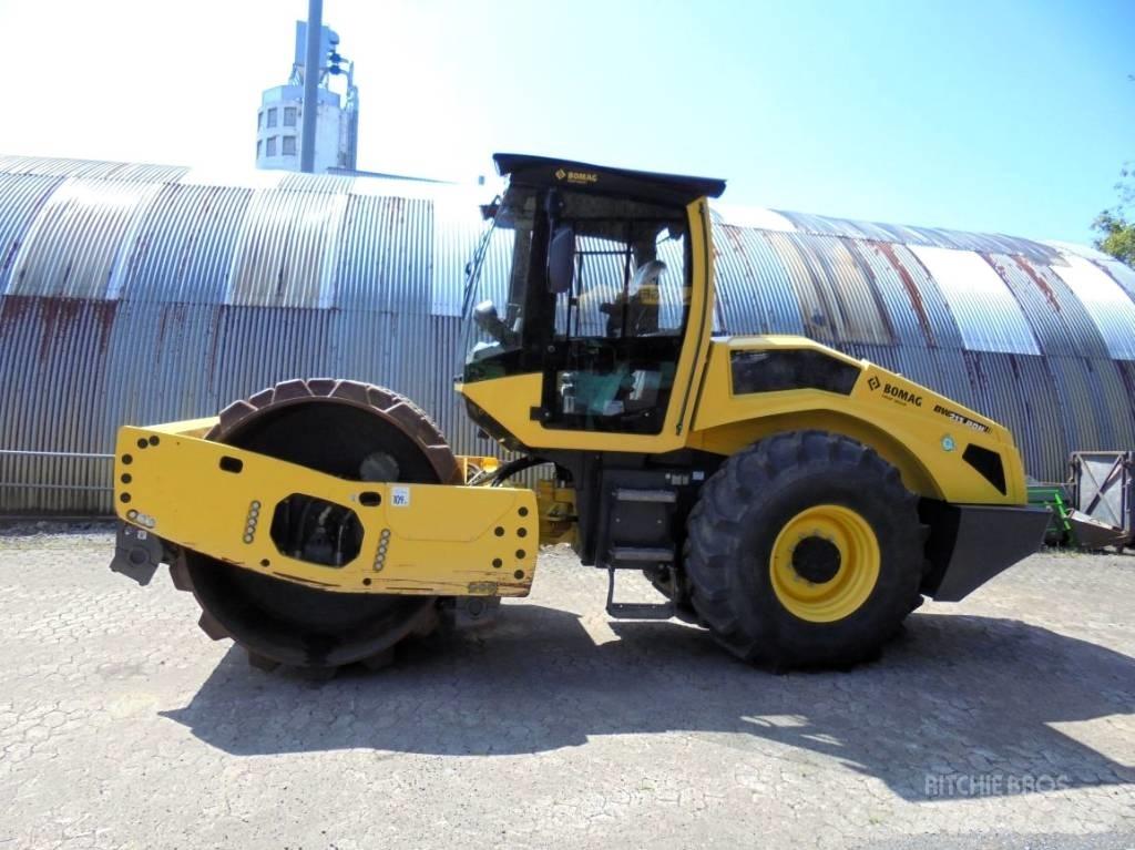 Bomag BW 213 PDH-5 Rouleaux monocylindre