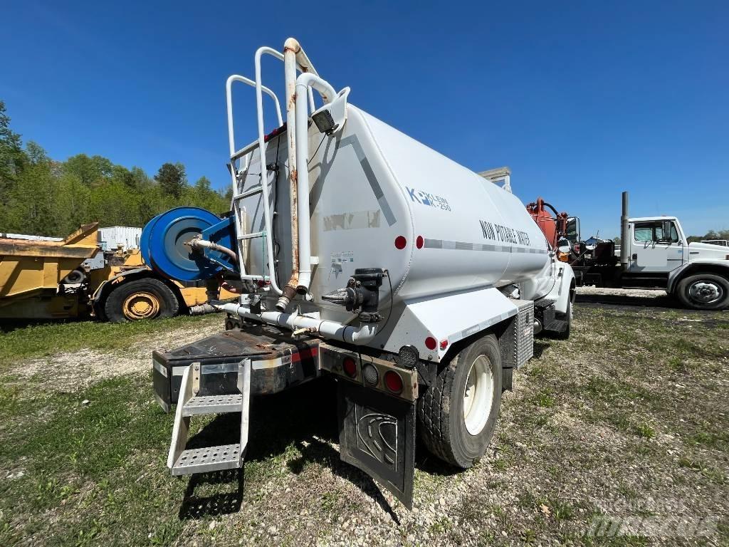 Ford F 750 XL SD Camion citerne à eau