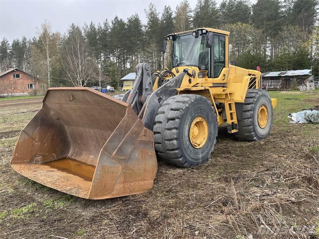 Volvo L220F Chargeuse sur pneus
