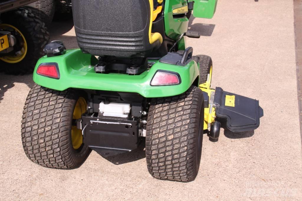 John Deere X 590 Tondeuses montées