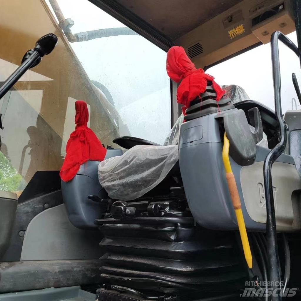 CAT 336 D Pelle sur chenilles