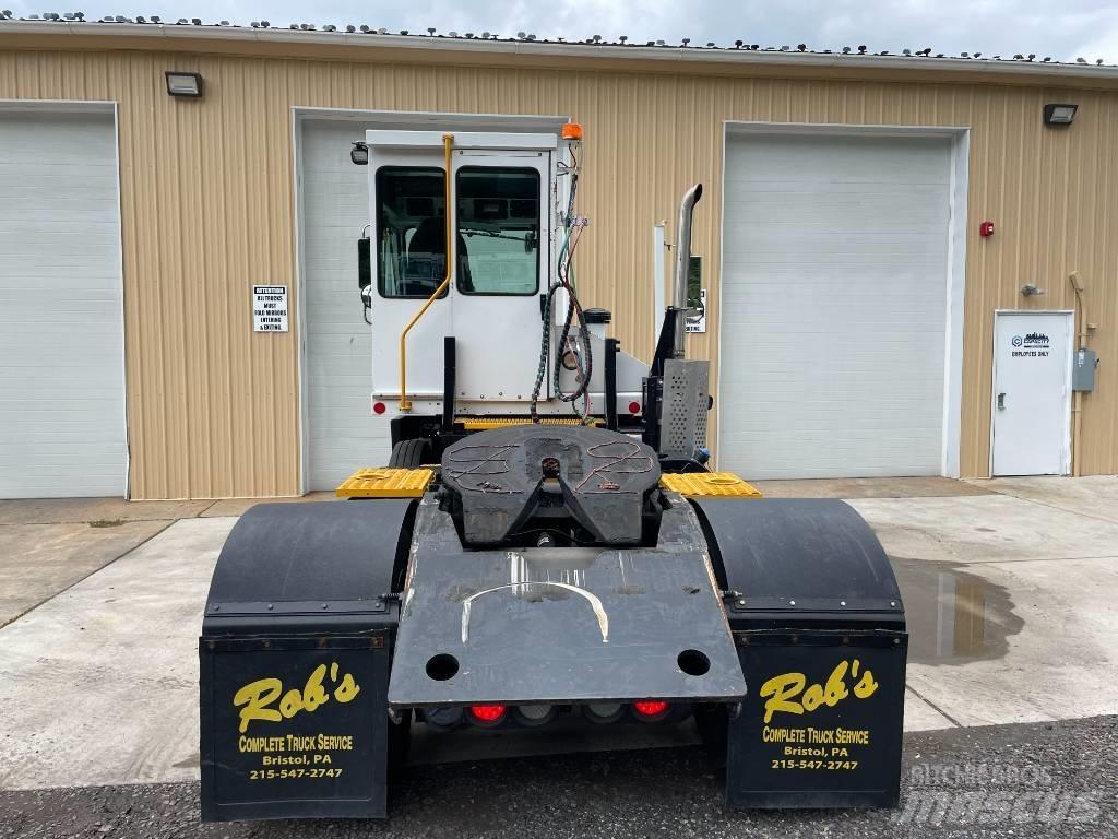 Capacity TJ5000 Tracteur de manœuvre