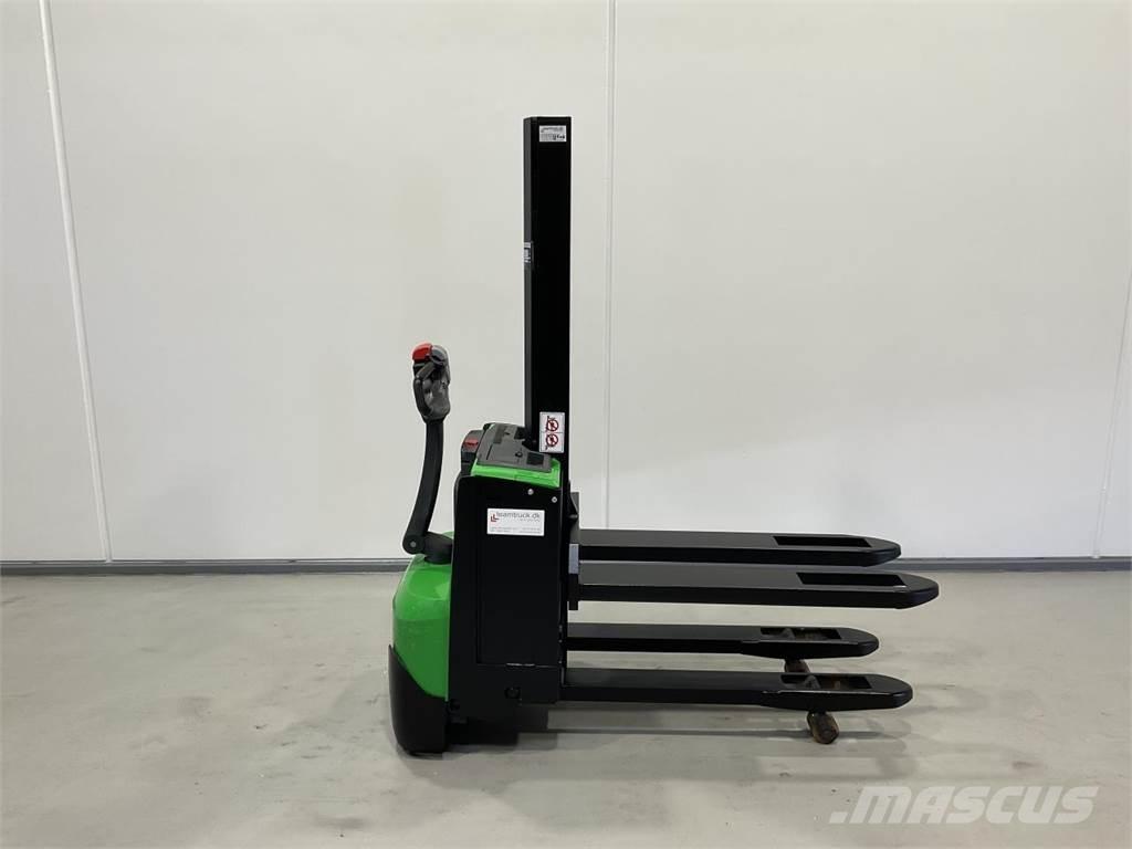 Cesab S208L Gerbeurs Automoteurs