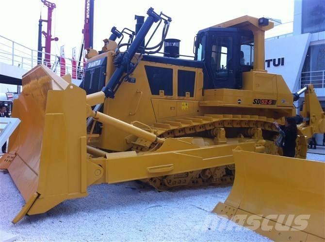 Komatsu d65ex-16 Bouteurs sur chenilles
