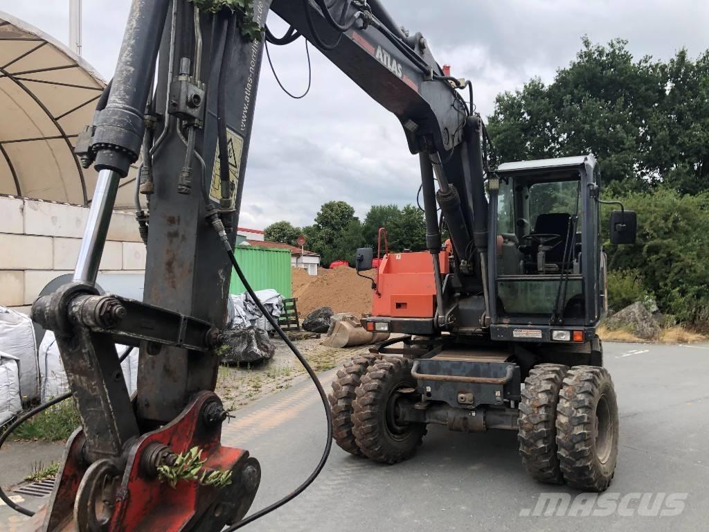 Atlas 160 WSR Pelle sur pneus