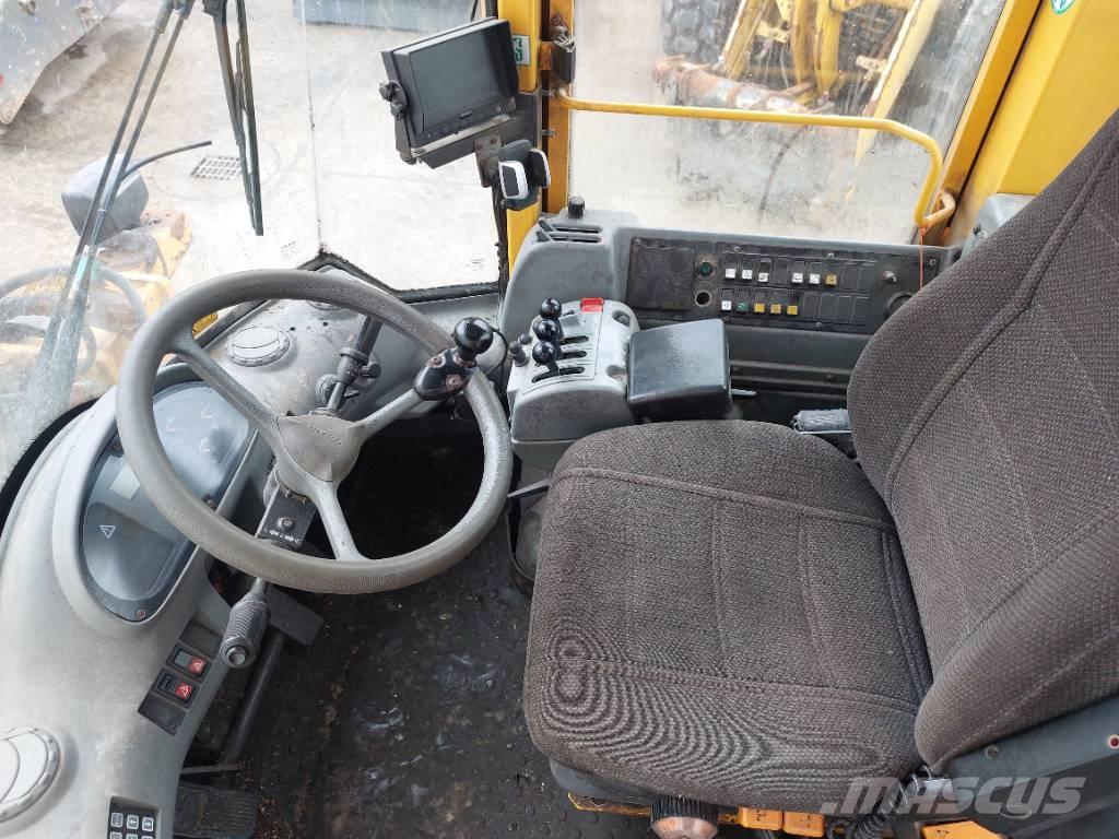 Volvo L90E Chargeuse sur pneus