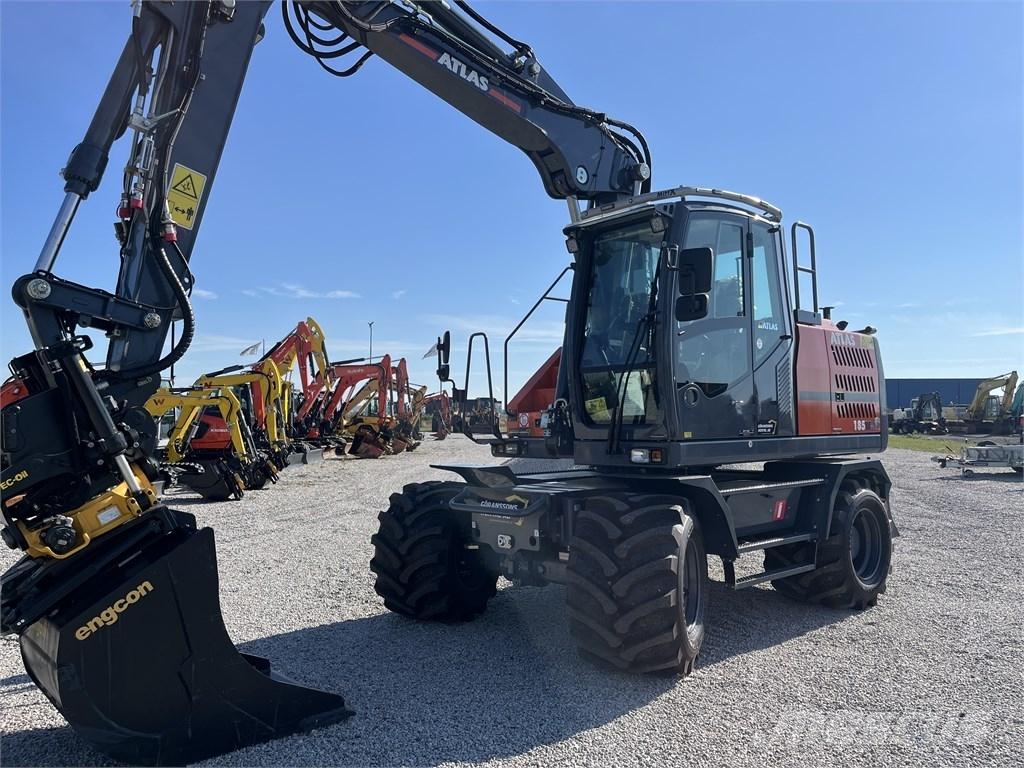 Atlas 185 WSR Pelle sur pneus