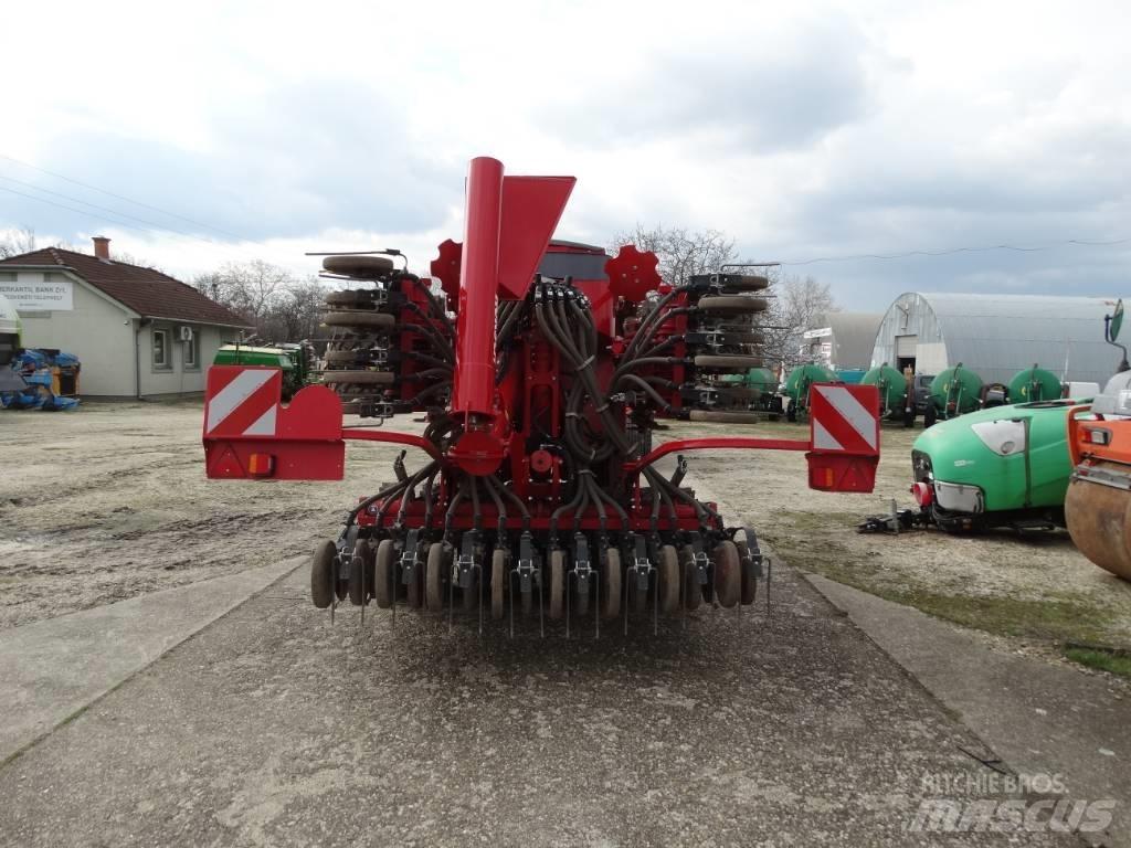 Horsch Pronto 4 DC Semoir combiné