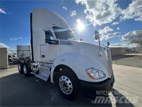 Kenworth T680 Tracteur routier