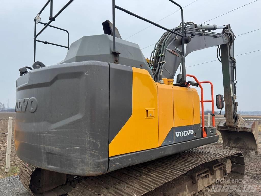 Volvo EC 140 EL Pelle sur chenilles
