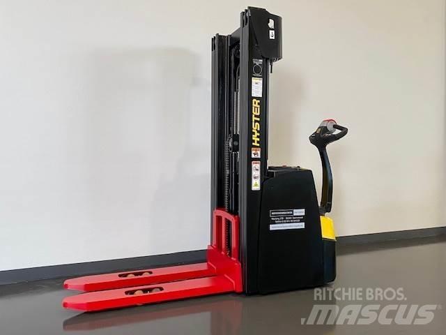 Hyster S1.6 Gerbeur accompagnant