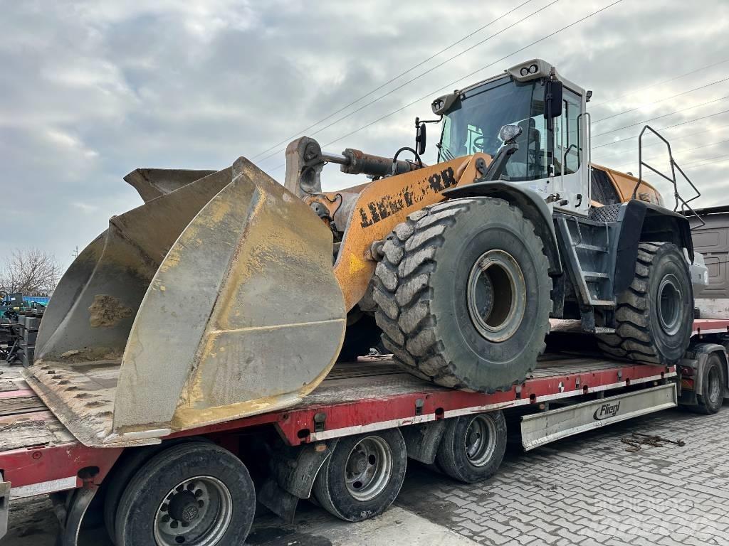 Liebherr L 566 Chargeuse sur pneus