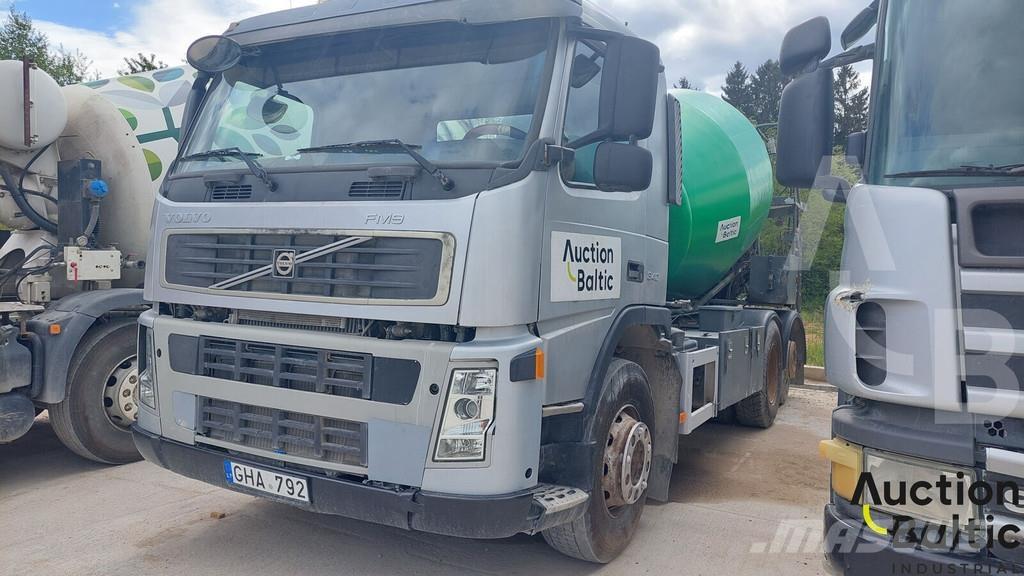 Volvo FM9 Camion malaxeur