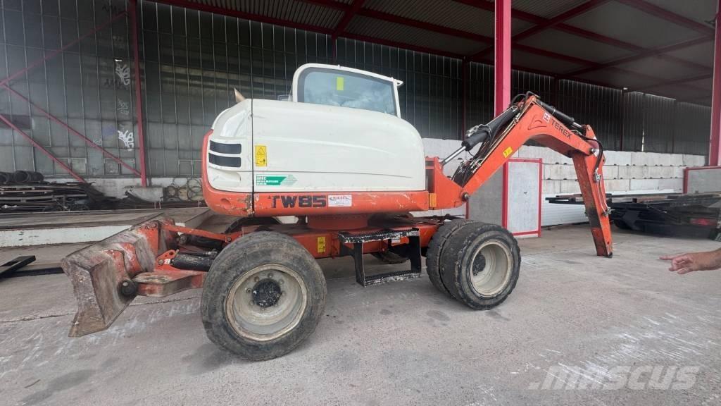 Terex TW 85 Pelle sur pneus