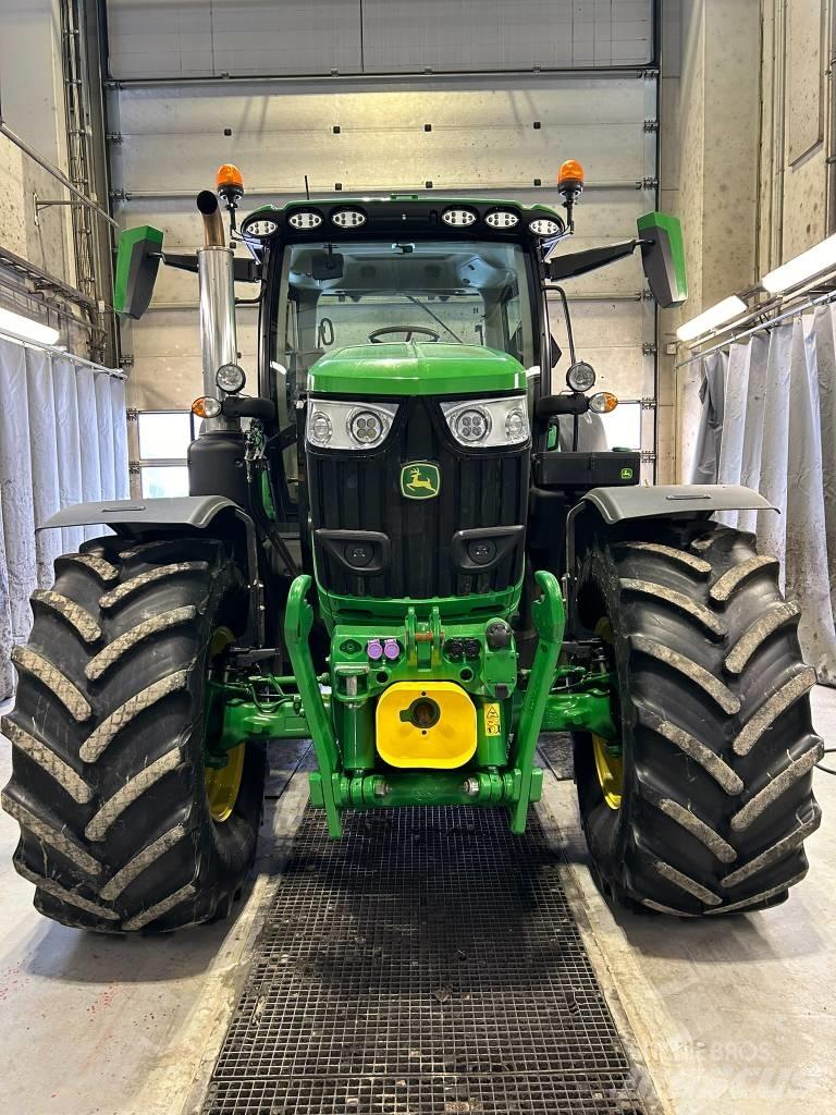 John Deere 6R 215 Tracteur