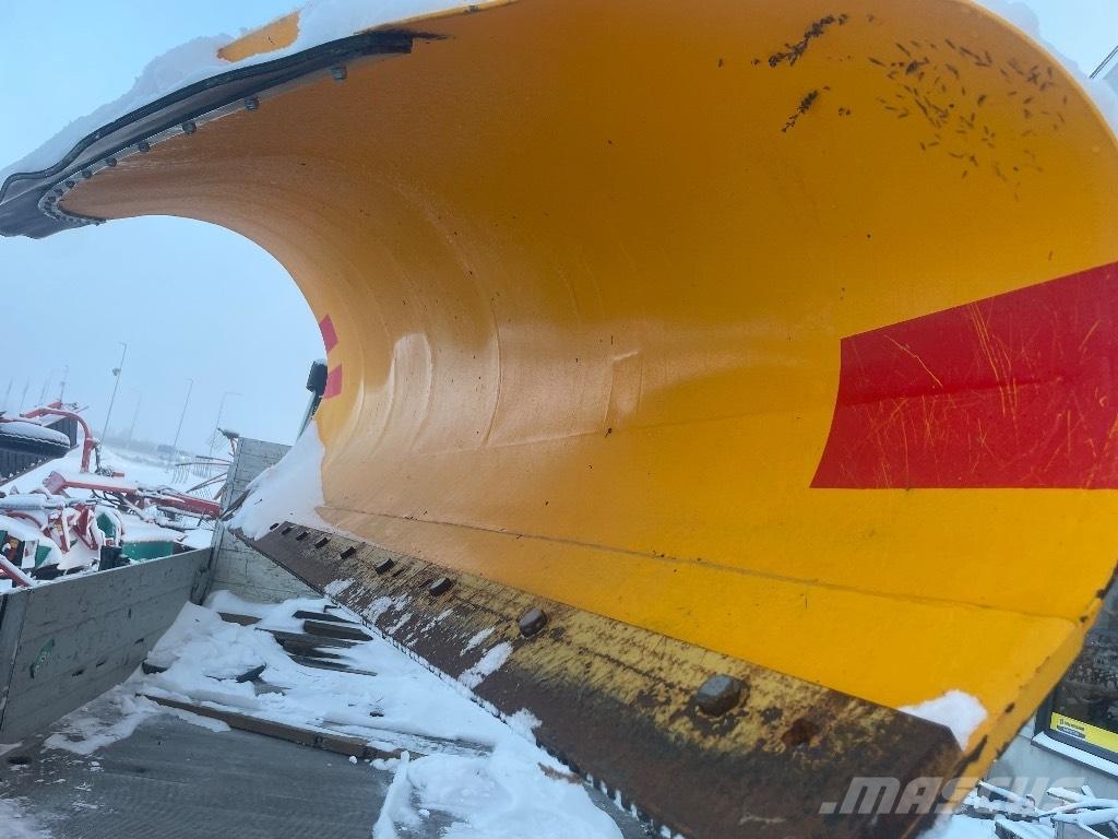 Vuomet 13 H Lumiaura Chasse neige