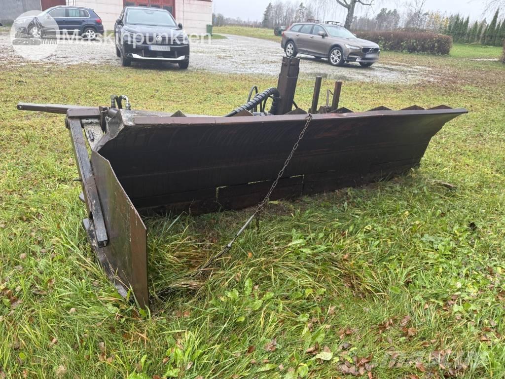 Holms KHT-320 Chasse neige