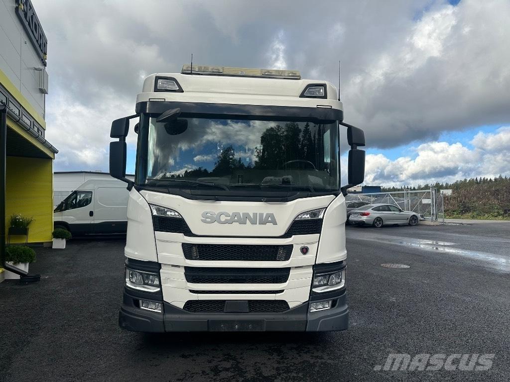 Scania P 370 6x2*4 Camion ampliroll