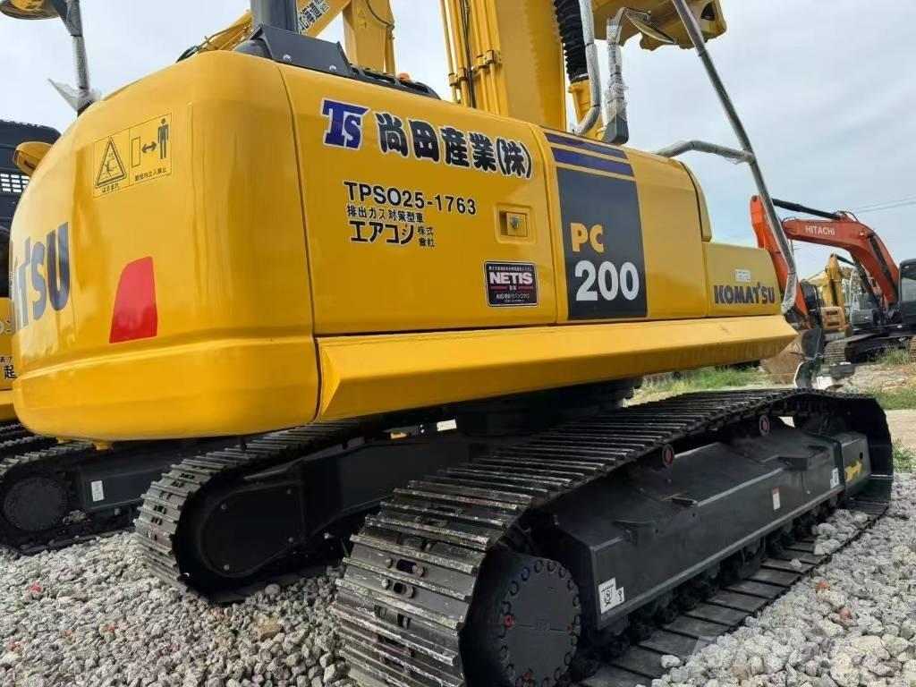 Komatsu 200-8 Pelle sur chenilles