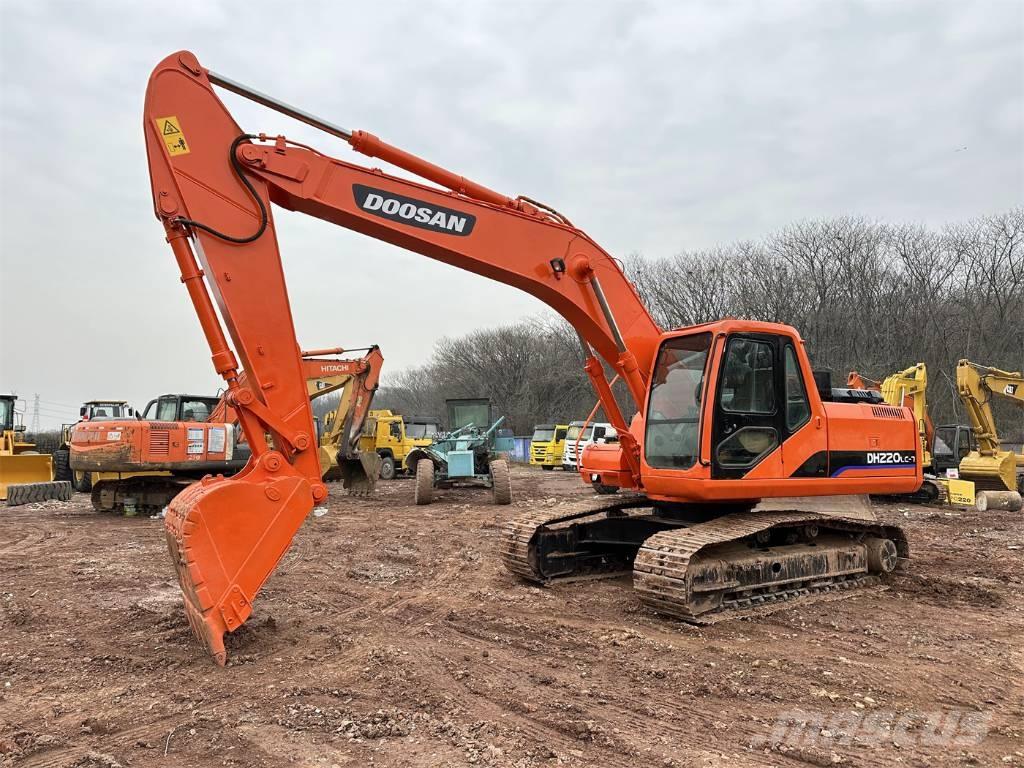 Doosan DH220-7 Pelle sur chenilles