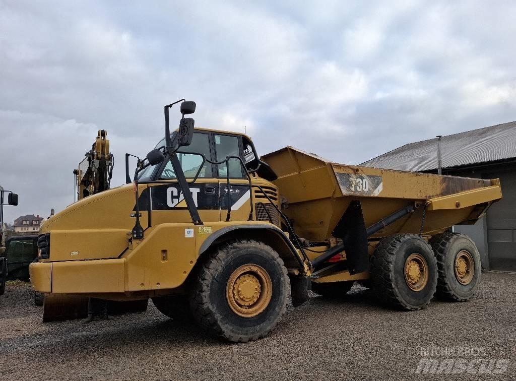 CAT 730 Tombereau articulé