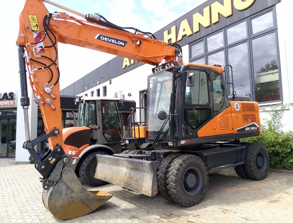 Doosan DX140W-7 Pelle sur pneus