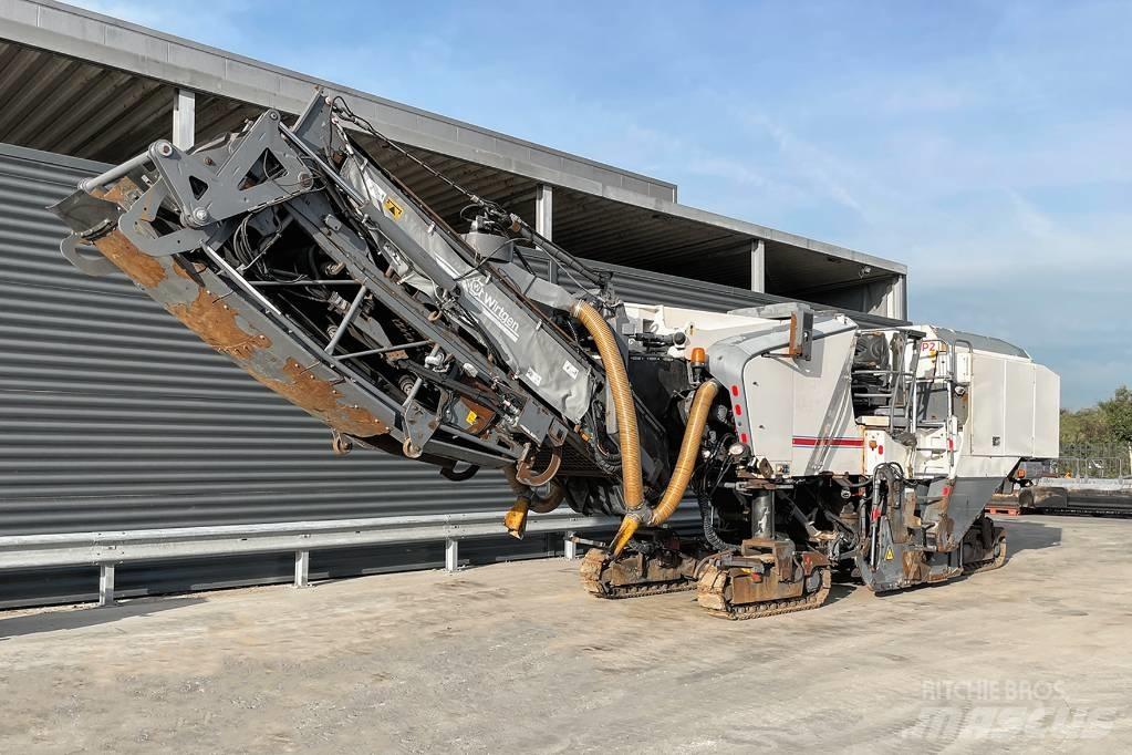 Wirtgen W210 Fraiseuse à froid