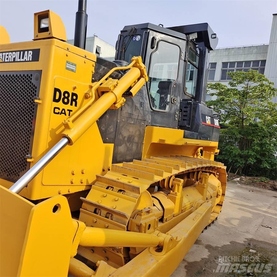 CAT D 8 R Bouteurs sur chenilles