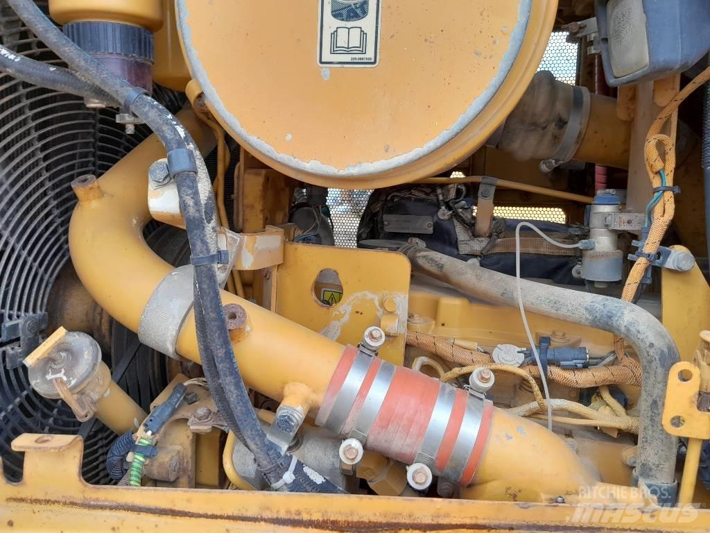 CAT D 6 R III Bouteurs sur chenilles