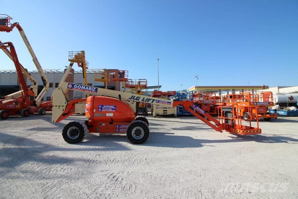 JLG 600 AJ Nacelles articulées