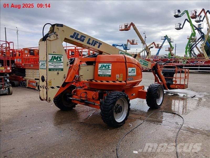JLG 600 AJ Nacelles articulées