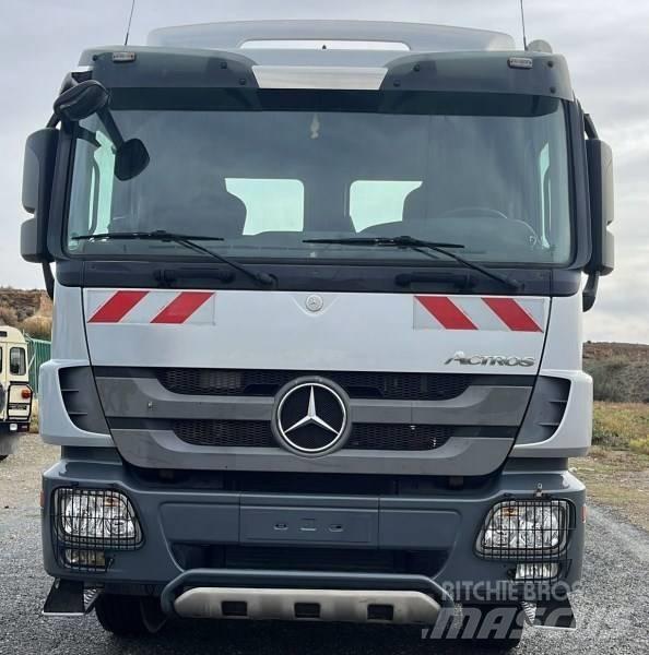 Mercedes-Benz 2641 Camion porte container