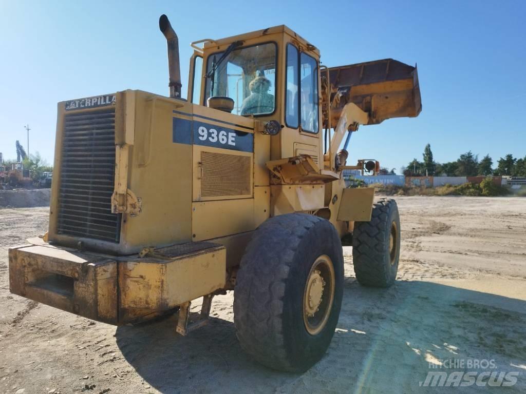 CAT 936 E Chargeuse sur pneus