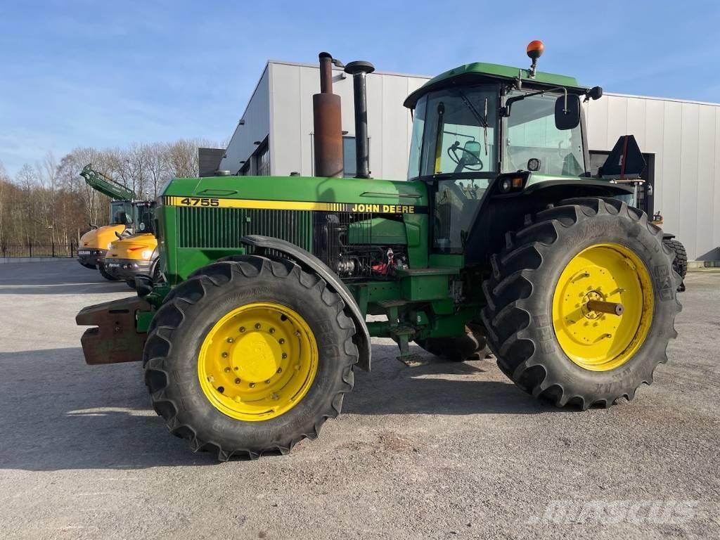 John Deere 4755 Tracteur